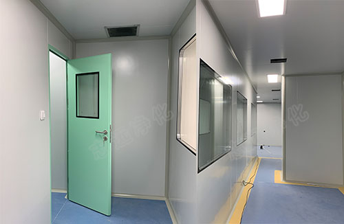 實(shí)驗室凈化工程潔凈走廊施工中-志遠凈化工程